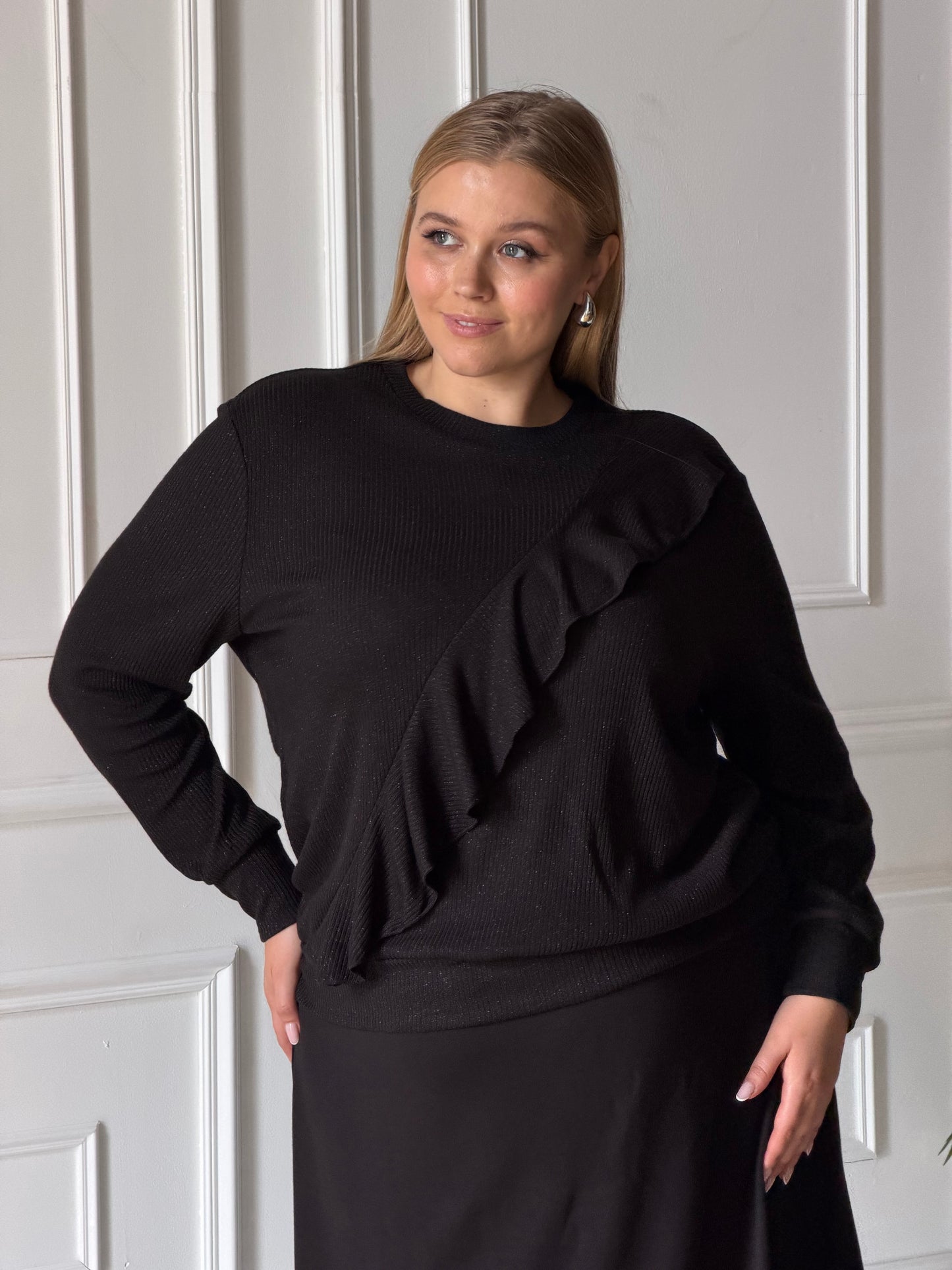 The Ruffle {Top}